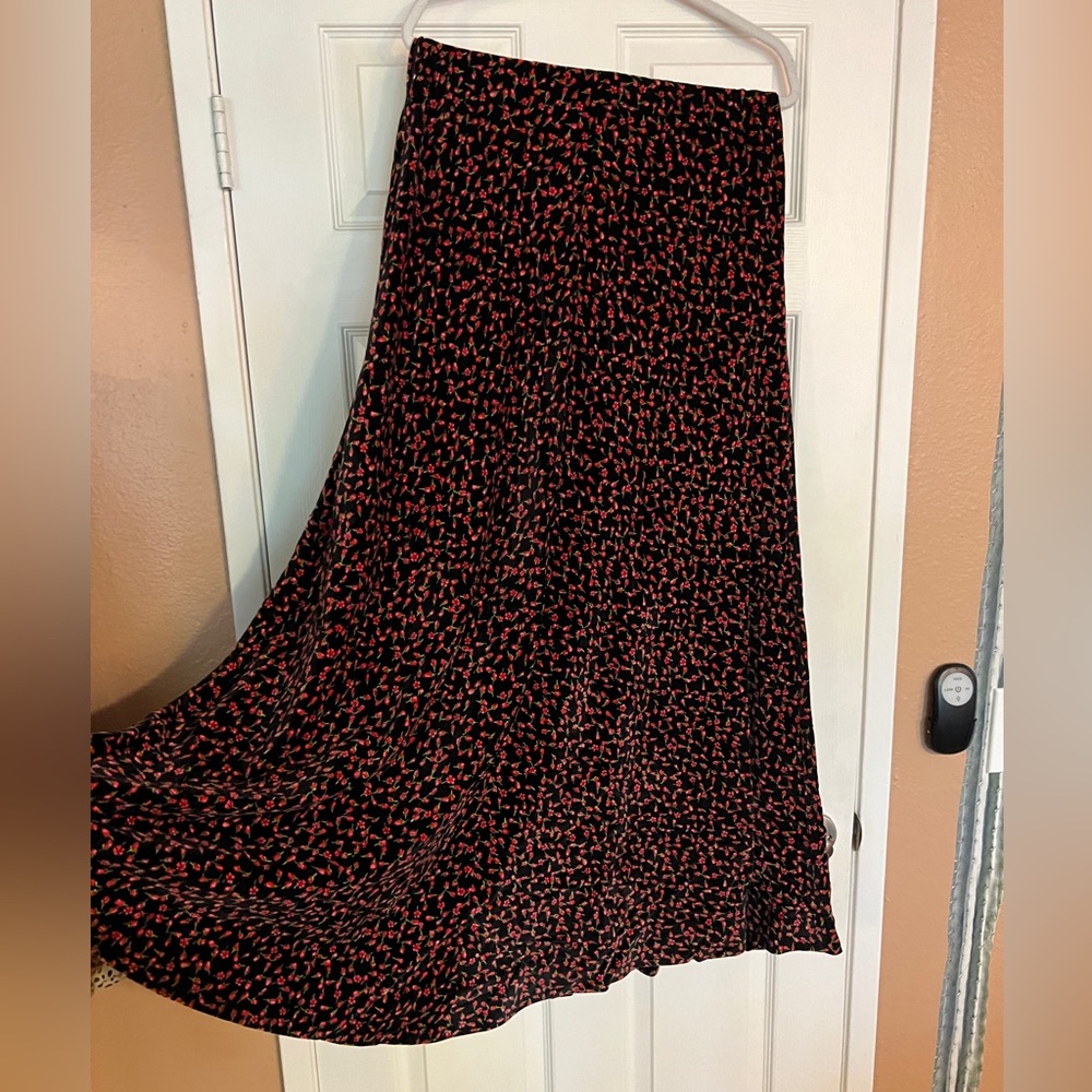 Vintage velvet rose floral high waisted skirt women’s medium